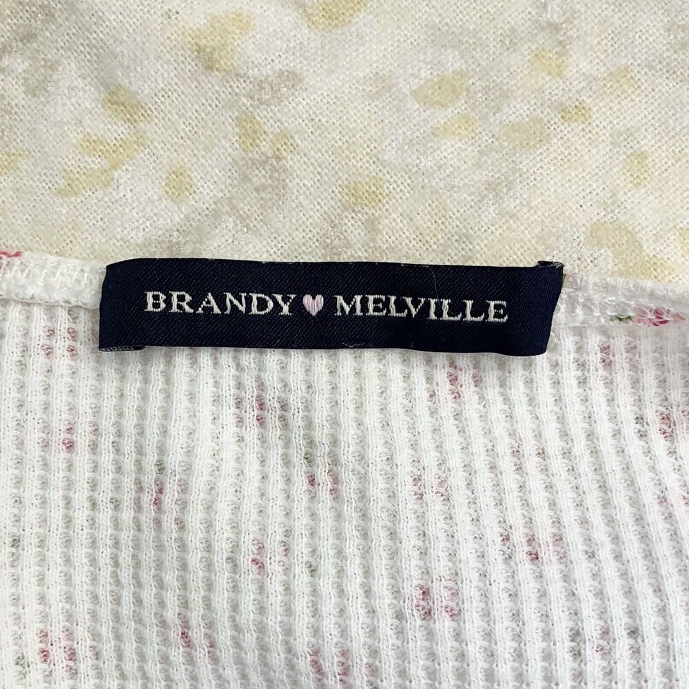 Brandy Melville OS Floral Print Wrap Top Waffle Texture Thermal White Red - Picture 3 of 6